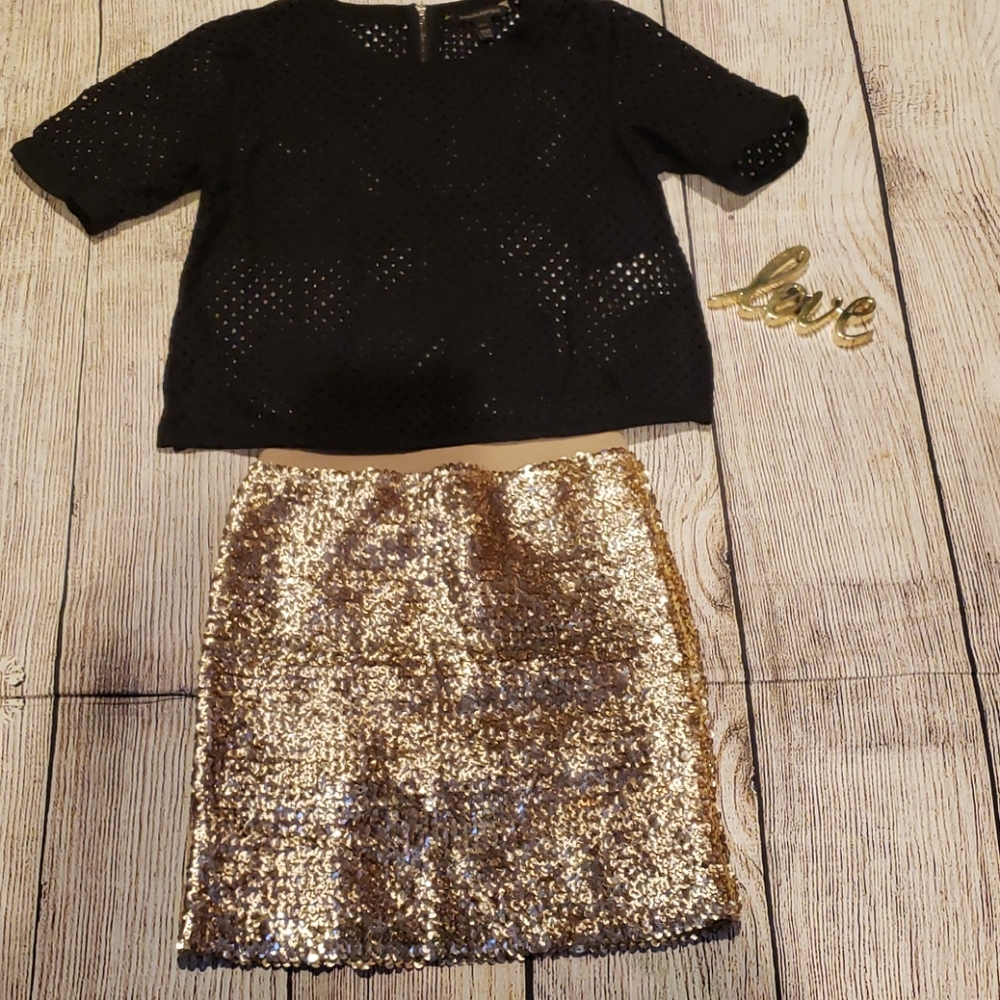 Lily white tan sequence mini skirt size xsmall
